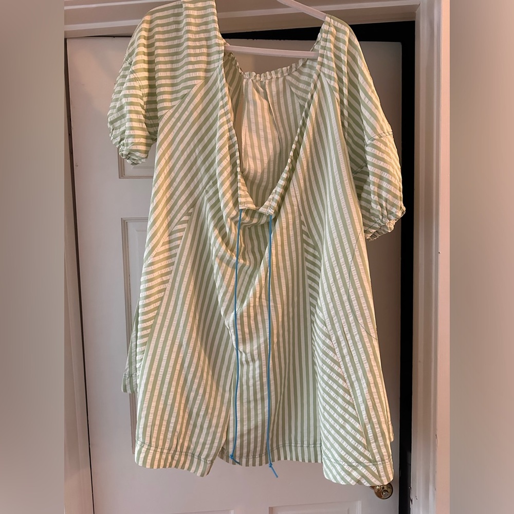 Casual green striped romper